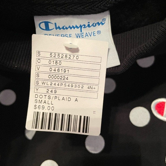 Champion and Urban Outfitters Collab Women’s Crop Reverse Weave Sweatshirt Small - Picture 11 of 11